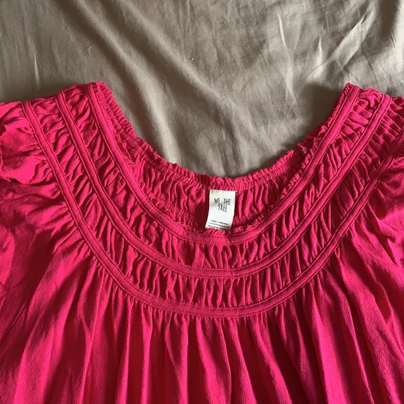 We The free Rayon Hot Pink Top size L - Picture 2 of 5